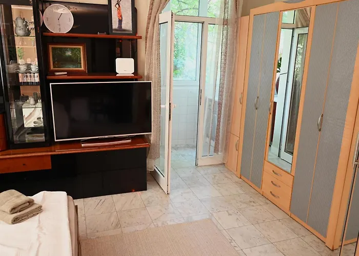 Urban Oasis Apartment